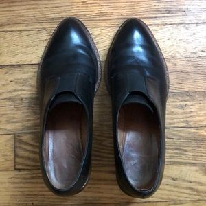 Almond Toe Shoe Bootie 8.5